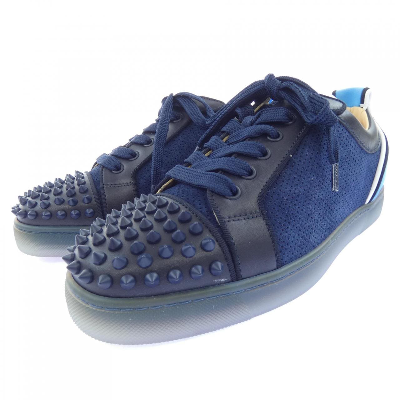 クリスチャンルブタン CHRISTIAN LOUBOUTIN JUNIOR SPIKES FLAT スニーカー