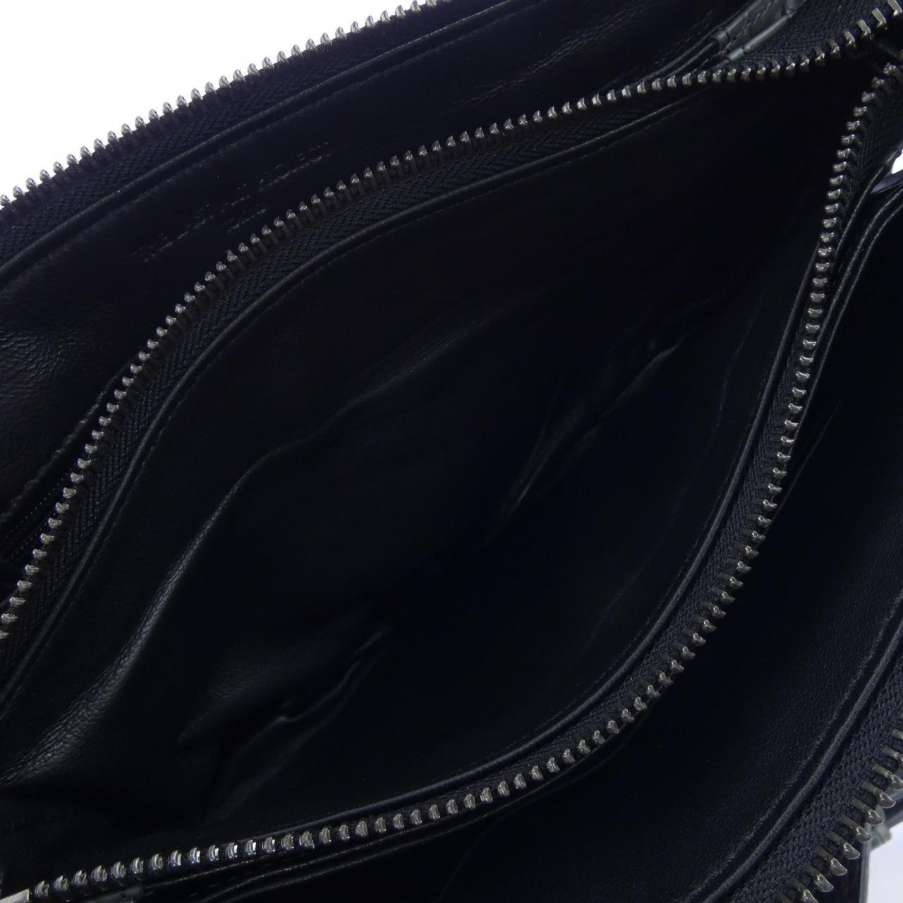 THE LAST ART PROJECT BAG