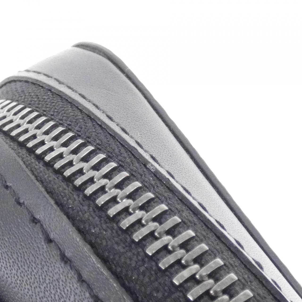 ルイヴィトン モノグラム エクリプス ジッピーXL M61698 財布