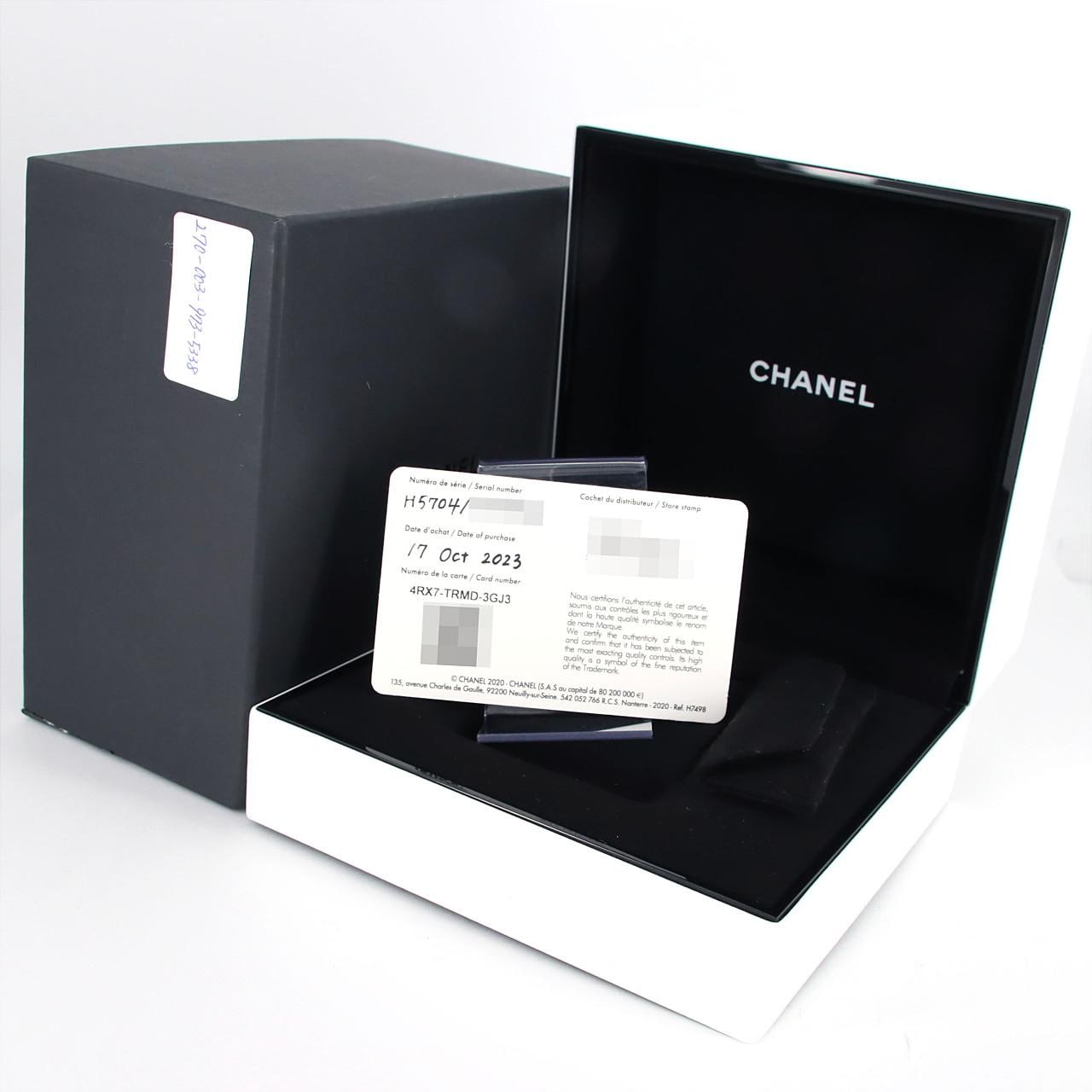 CHANEL J12 33mm Ceramic・12P H5704 Ceramic Quartz