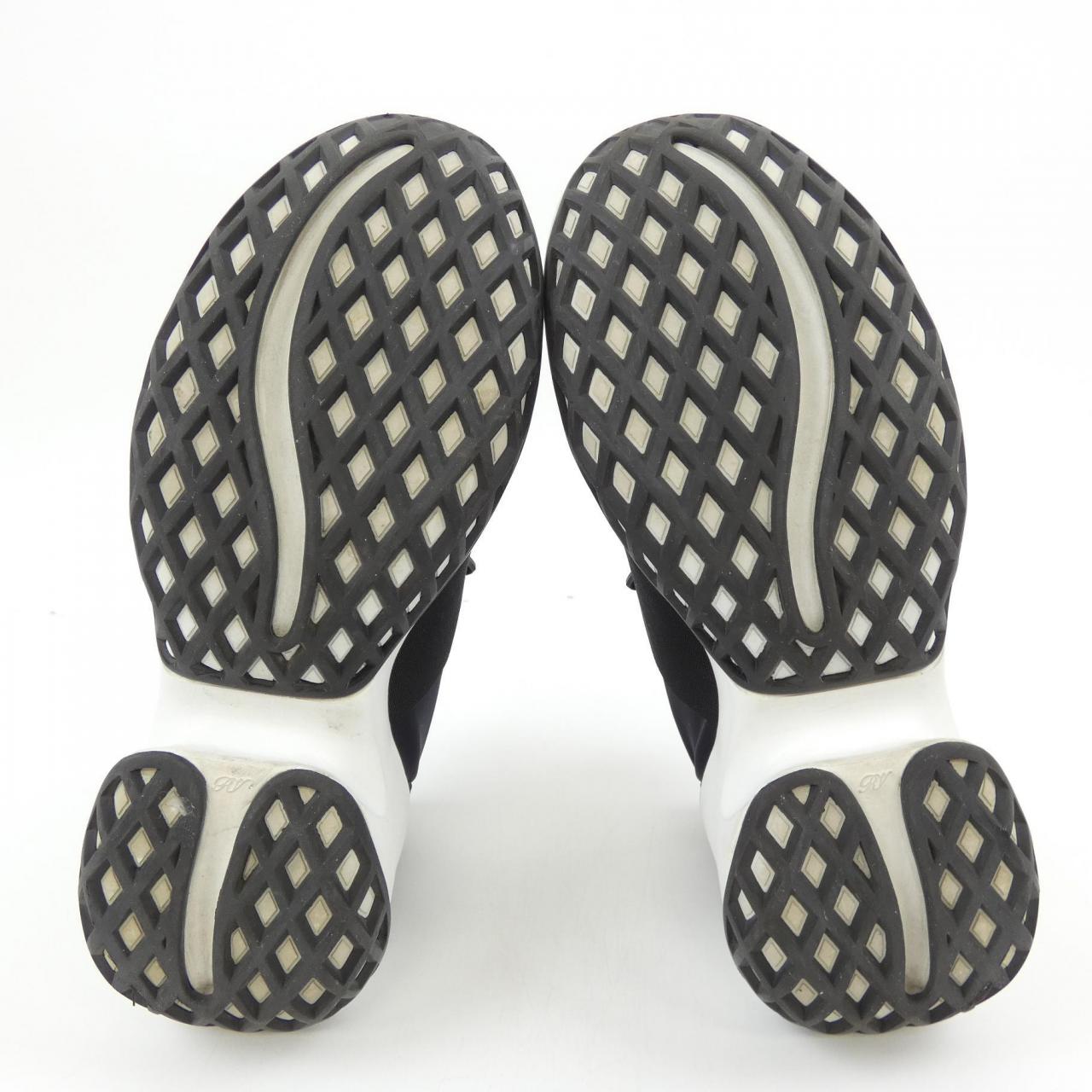 ロジェヴィヴィエ ROGER VIVIER ヴィヴ ラン　ストラスバックル スニーカー