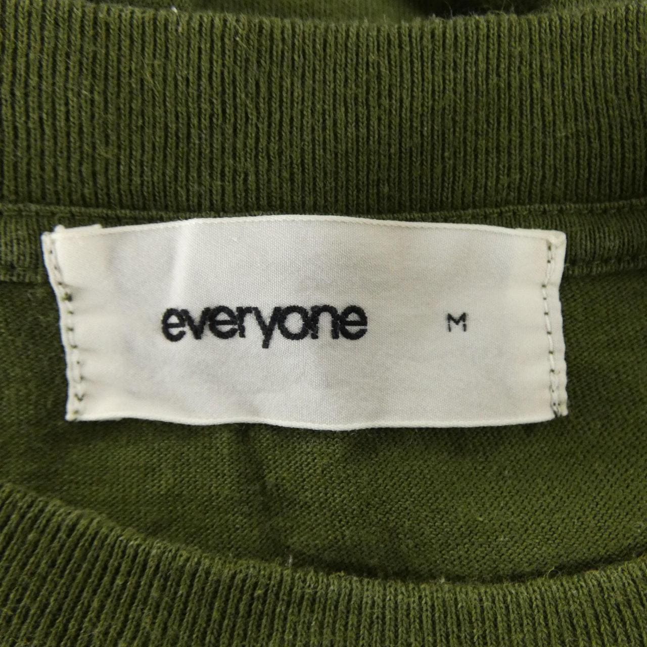 エブリワン EVERYONE トップス