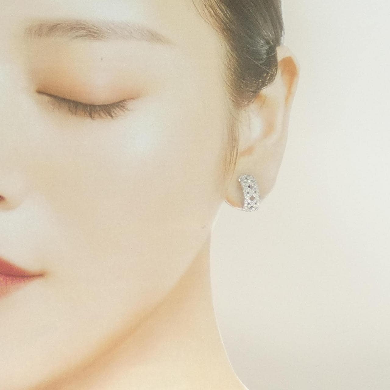 K18WG ダイヤモンド ピアス/イヤリング 1.00CT