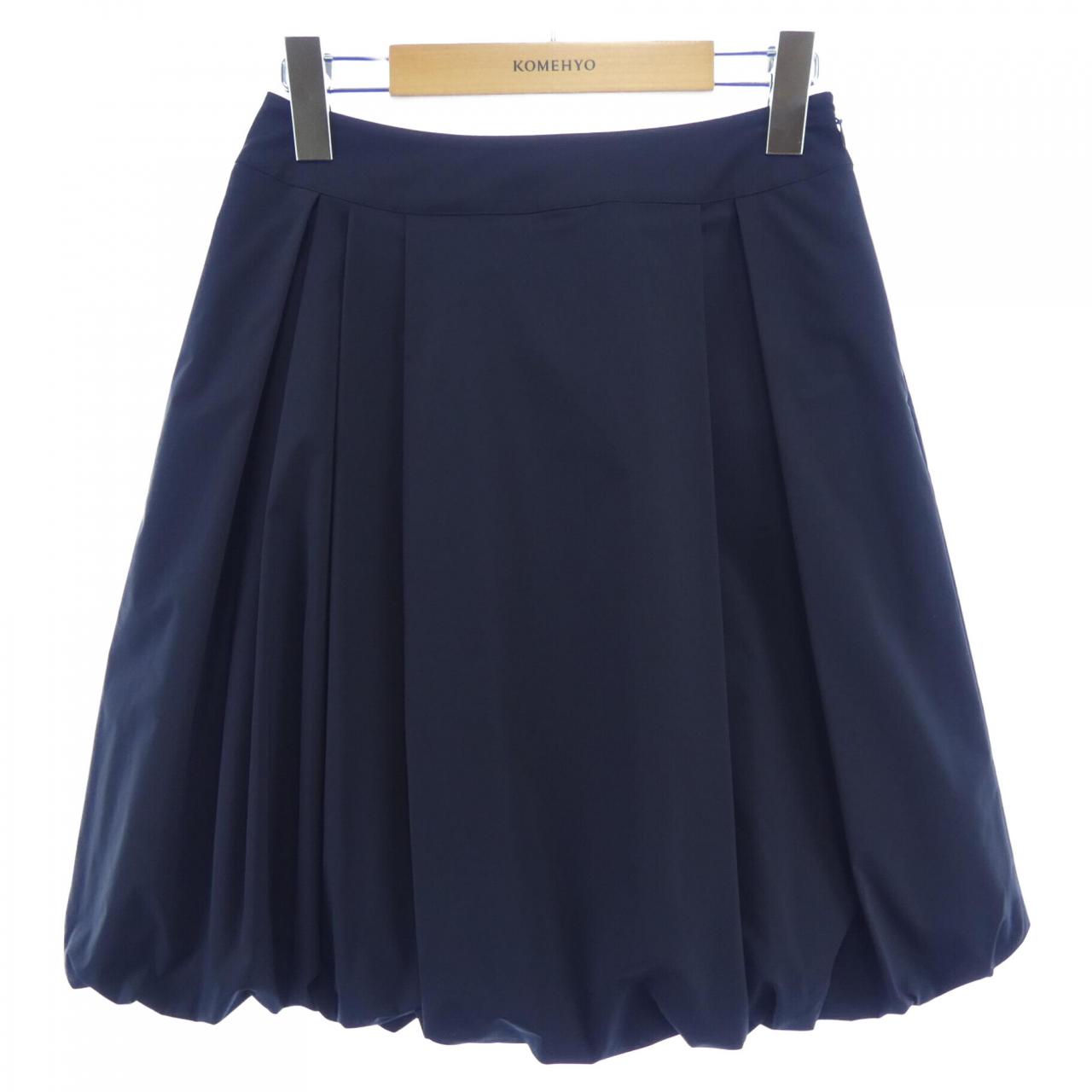トゥービーシック TO BE CHIC スカート