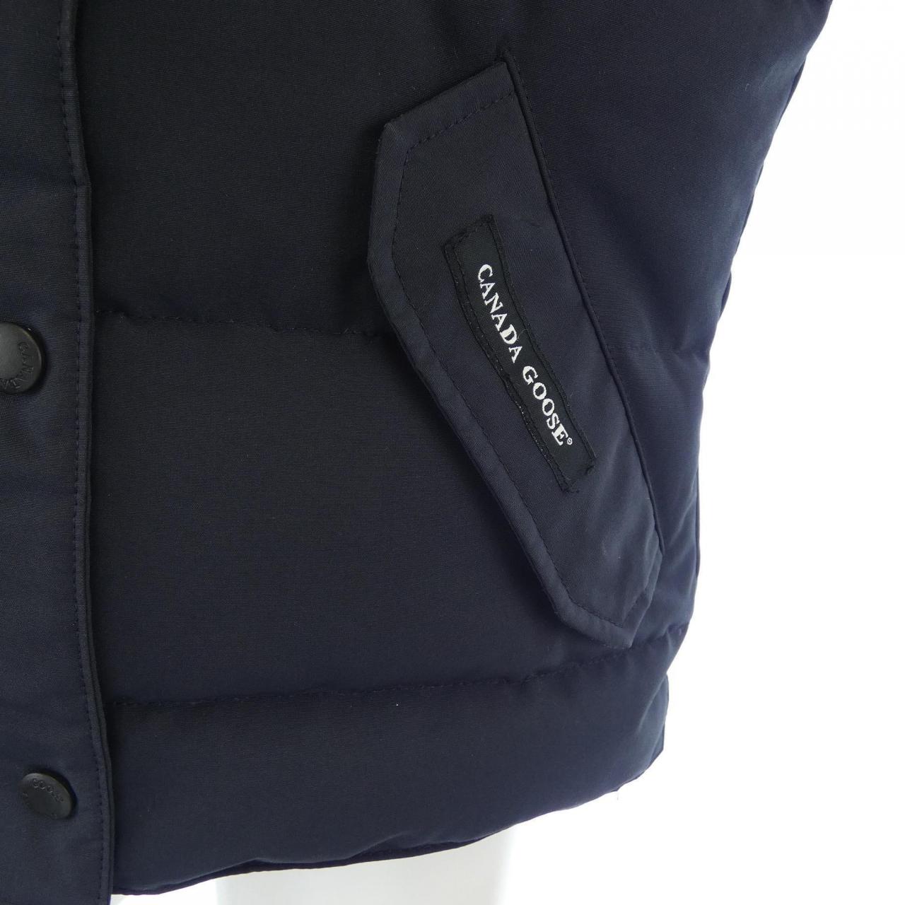 カナダグース CANADA GOOSE 2832L FREESTYLE フリースタイル ダウンベスト