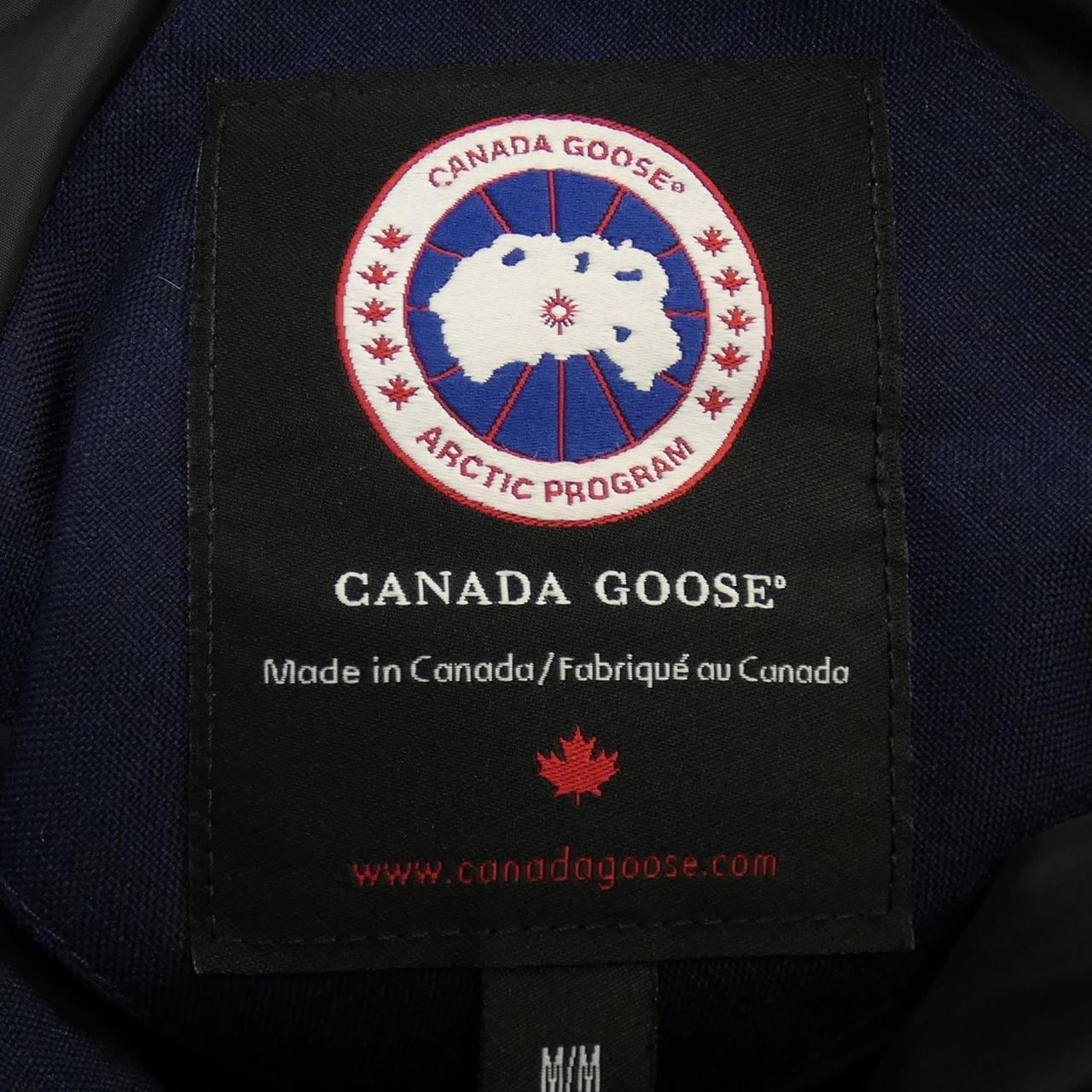 カナダグース CANADA GOOSE ダウンジャケット