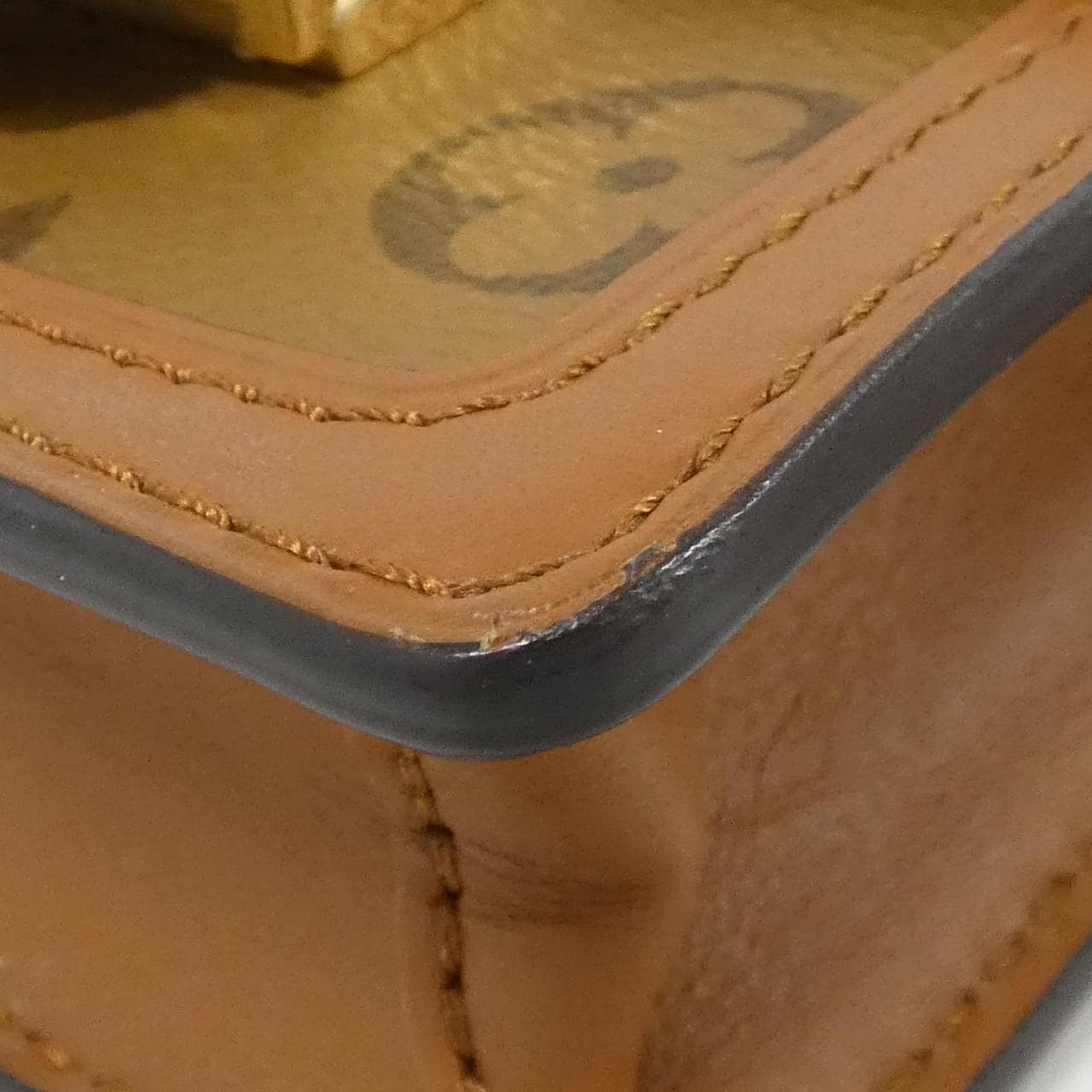 ルイヴィトン モノグラム バムバック ドーフィーヌBB M68621 ウエストバッグ