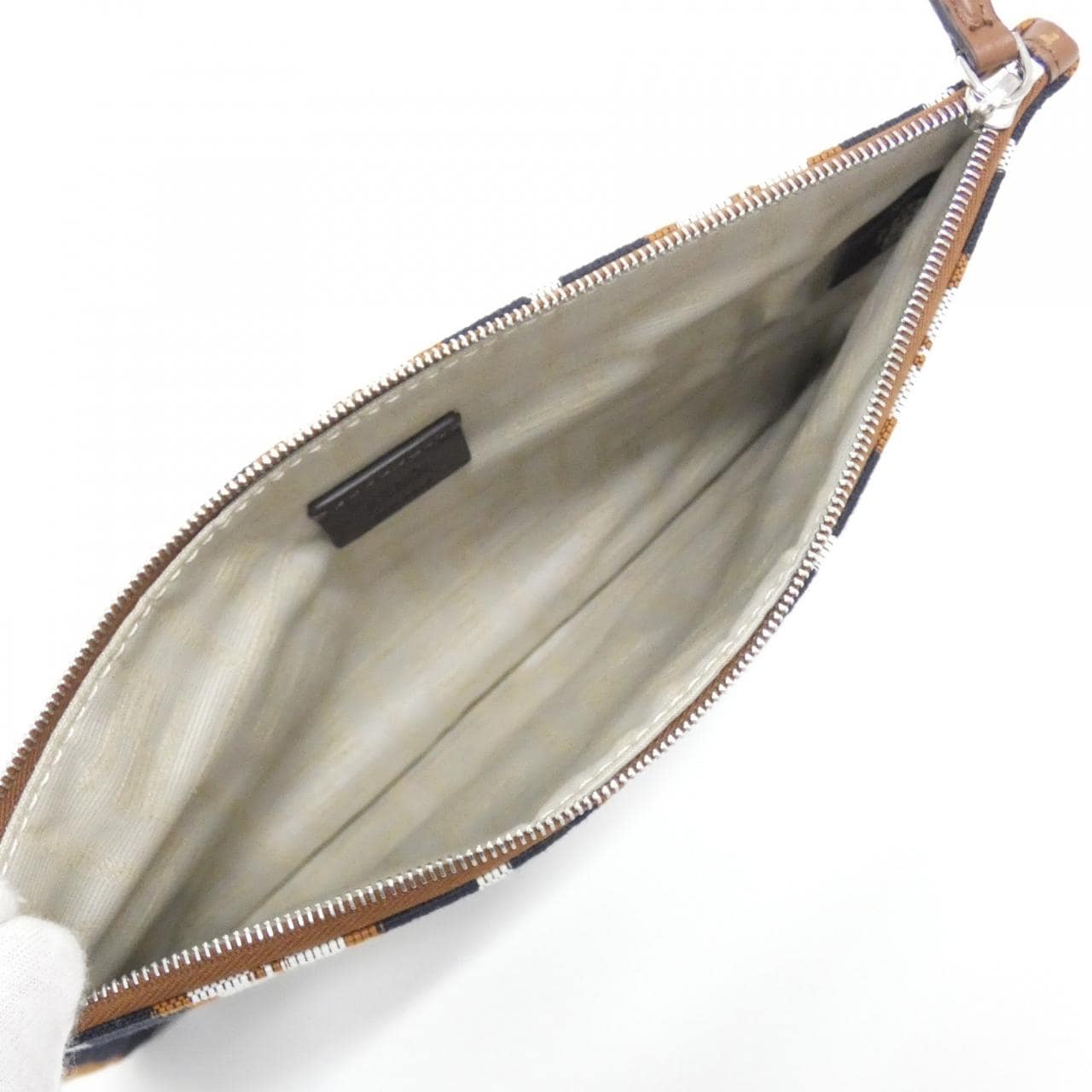 【新品】フェンディ 7N0158 AUGX ポーチ