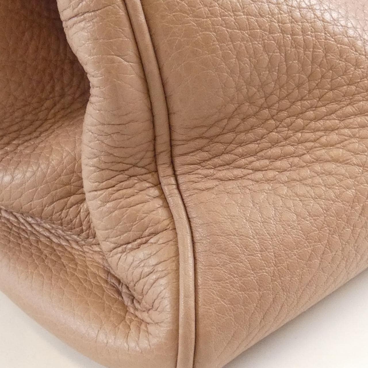 グッチ 336032 A7M0G バッグ