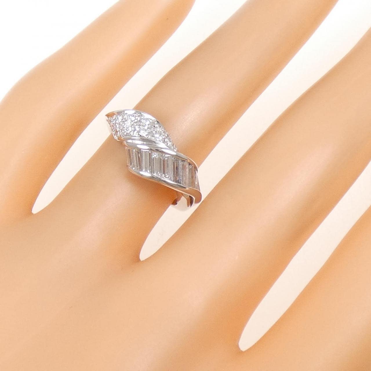 PT900 ダイヤモンド リング 0.87CT
