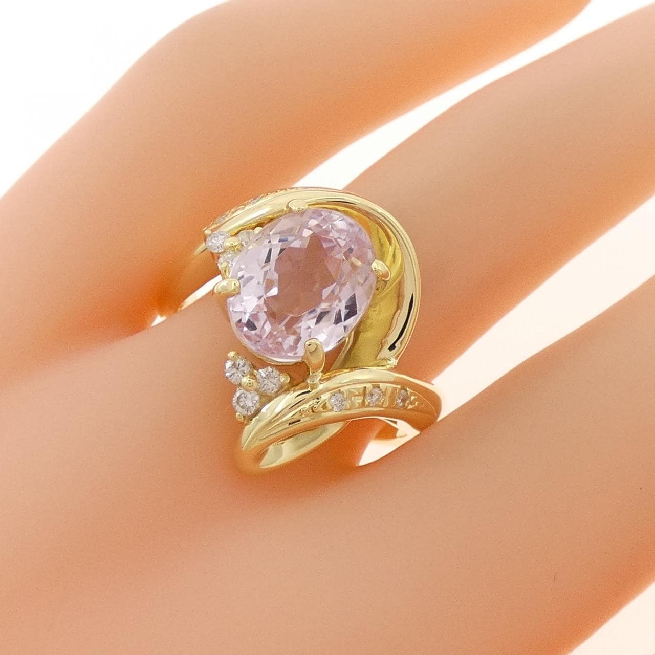 K18YG クンツァイト リング 3.48CT