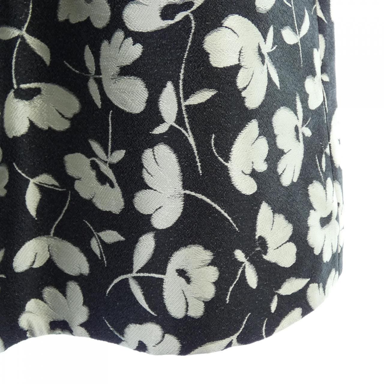 アリスアンドオリビア ALICE+OLIVIA スカート