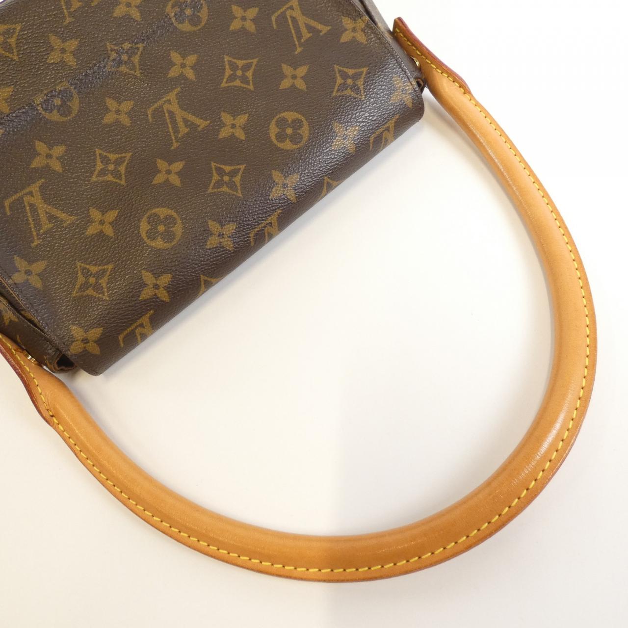 LOUIS VUITTON Monogram Mini Looping M51147 Shoulder Bag