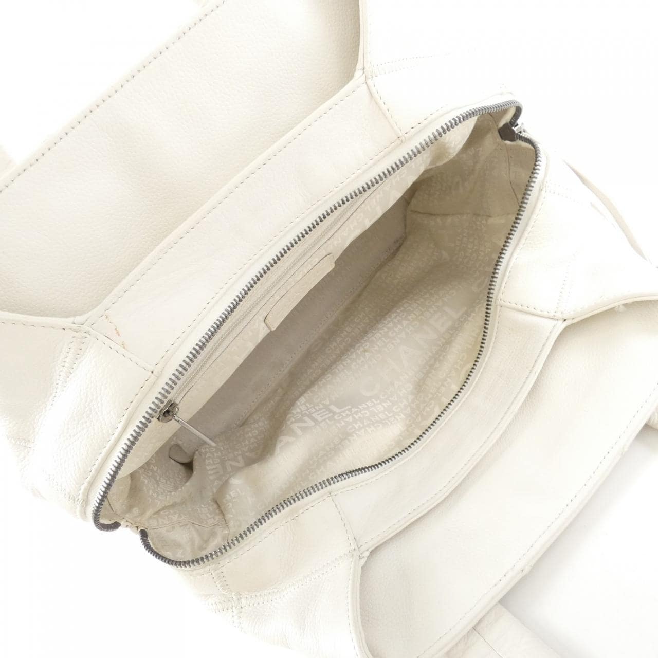 シャネル ショルダーバッグ