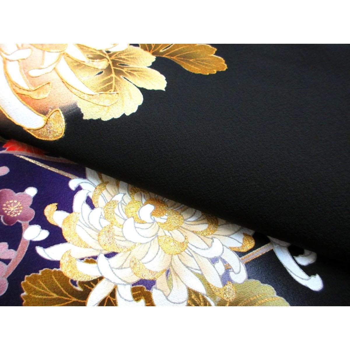 留袖　友禅金彩加工　刺繍入り　丸に木瓜　身幅２Ｌ寸