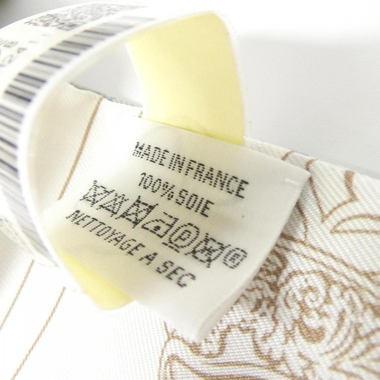 【未使用品】エルメス BRIDES DE GALA EN FLEURS ツイリー 064220S スカーフ