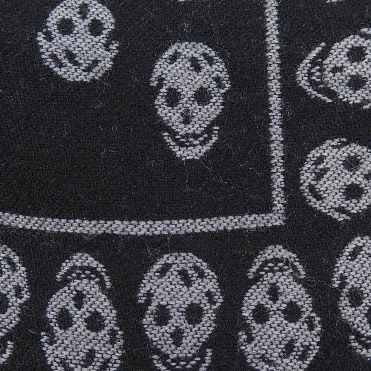 アレキサンダーマックイーン ALEXANDER McQUEEN MUFFLER