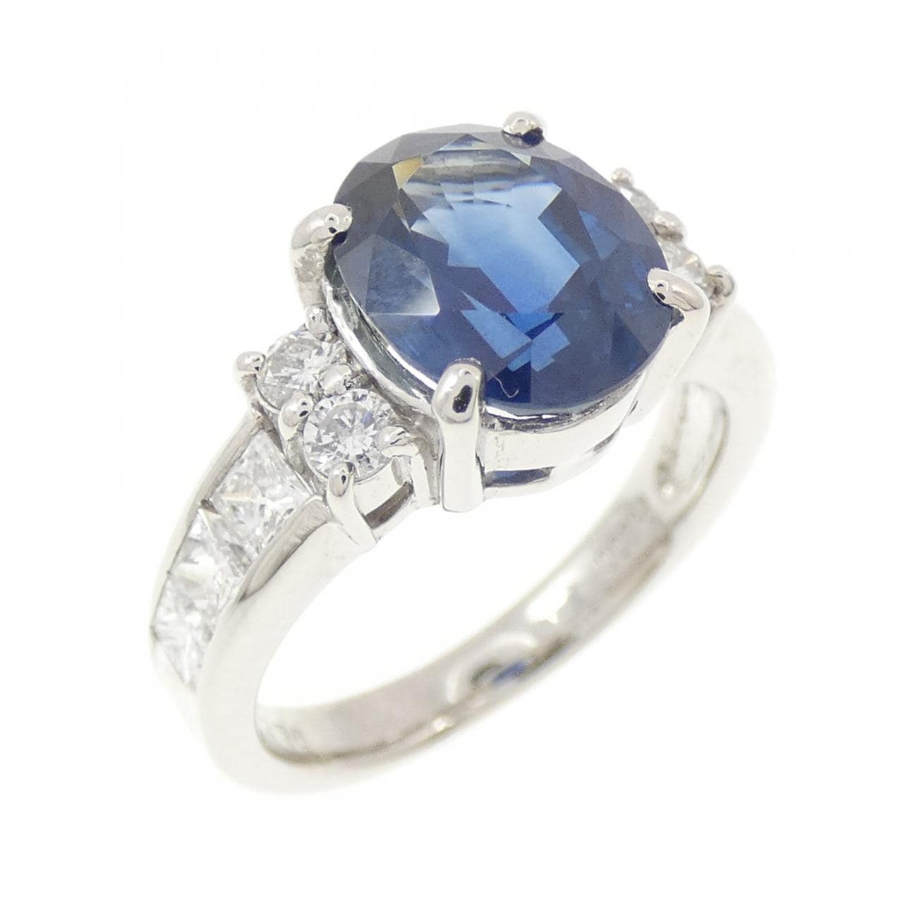 PT900 サファイヤ リング 2.56CT