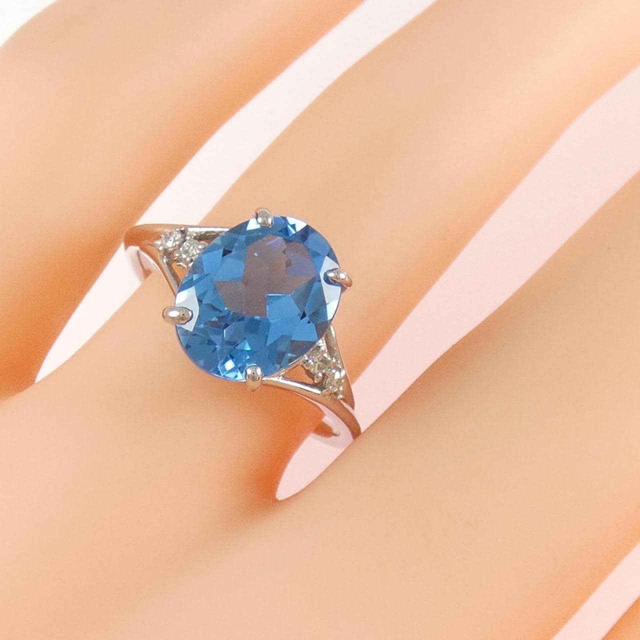 PT900 ブルートパーズ リング 3.00CT