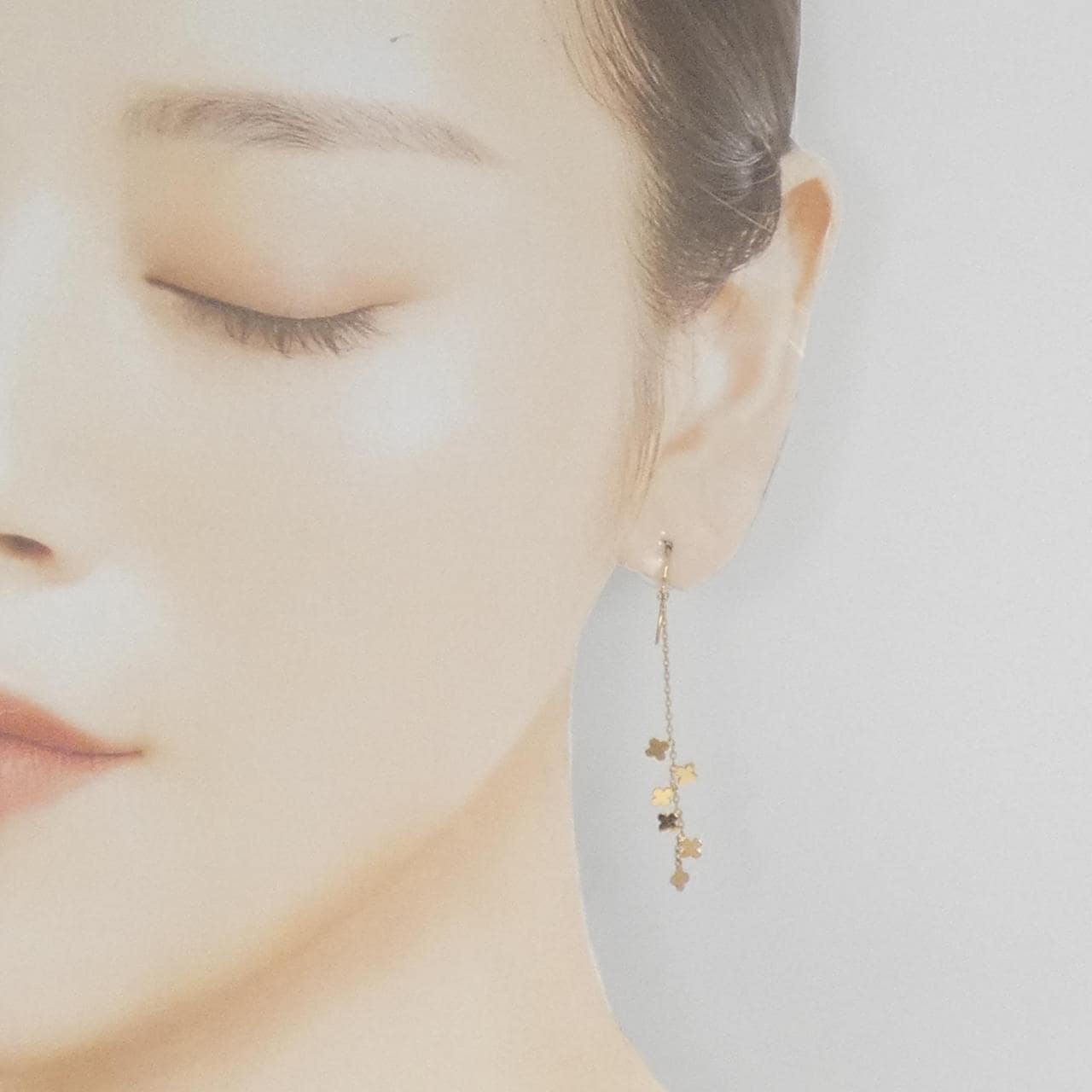 [BRAND NEW] K10YG earrings