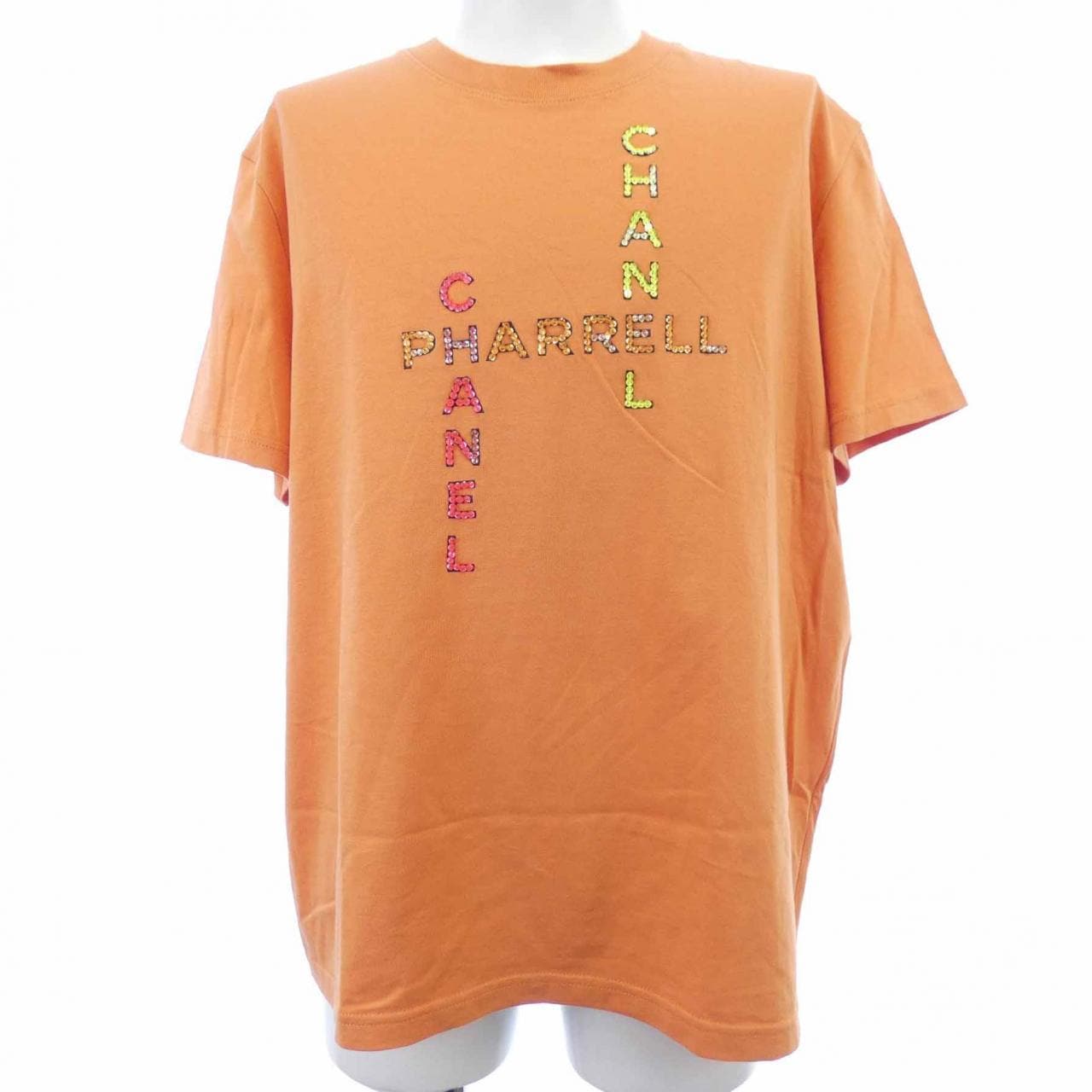 シャネル CHANEL PHARRELL WILLIAMS P61052K46833 Tシャツ