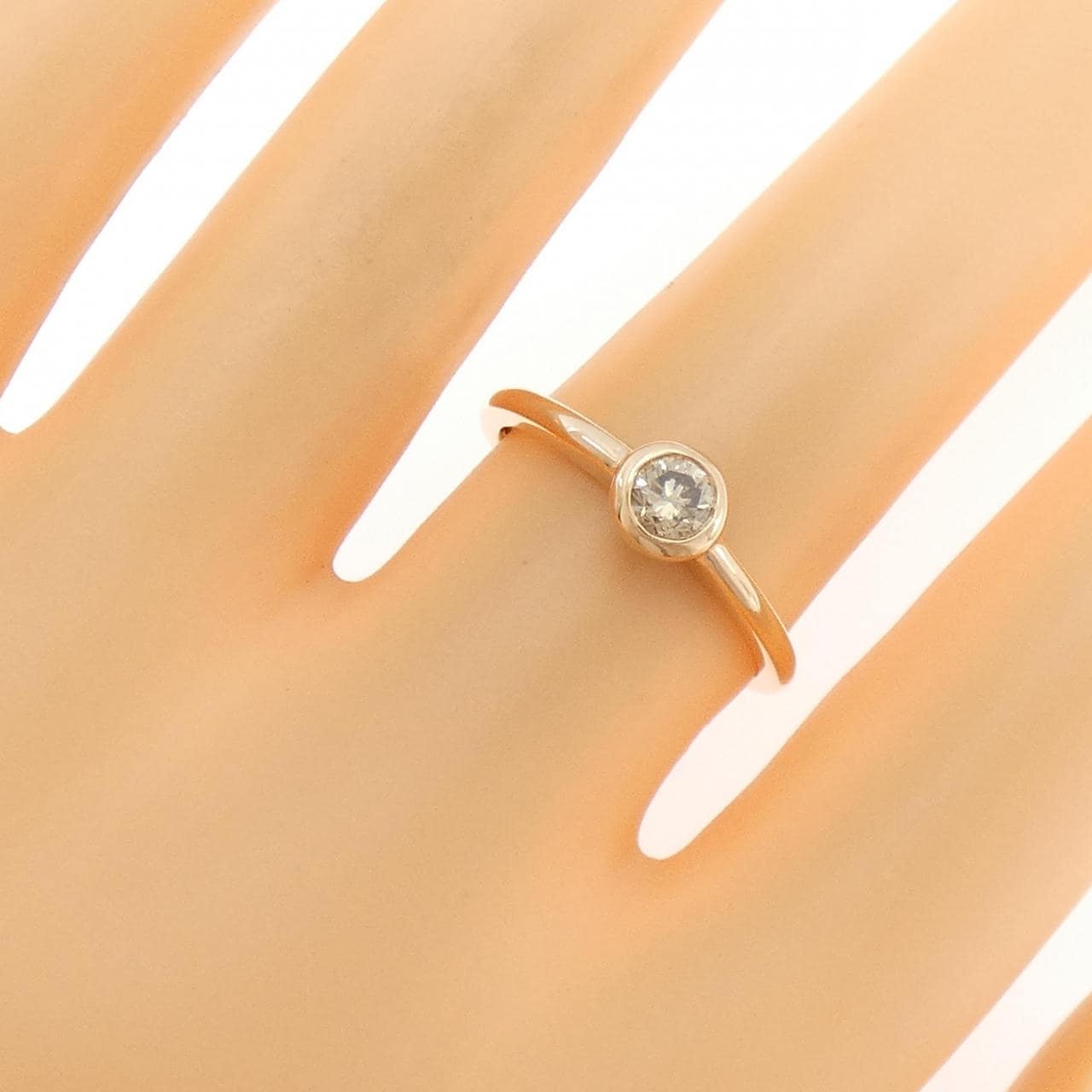 ジーエスティービー ダイヤモンド リング 0.30CT