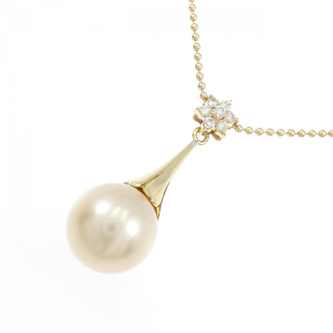 K18YG フラワー 白蝶パール ネックレス 10.6mm