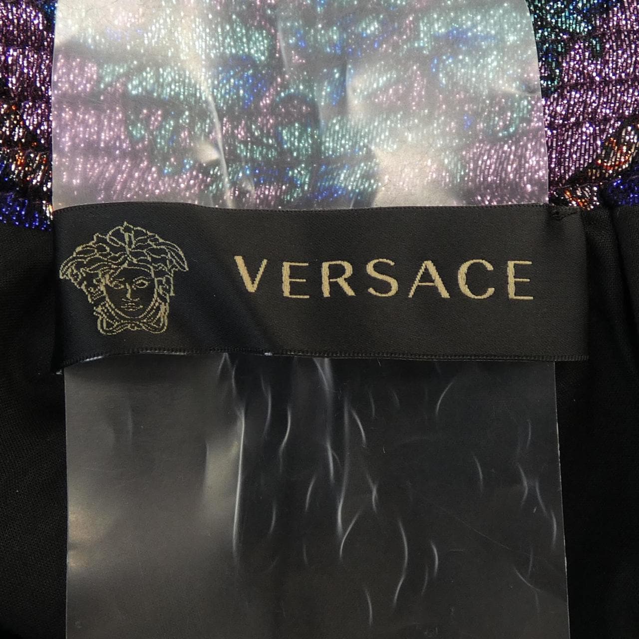 ヴェルサーチェ VERSACE A84097 ショートパンツ
