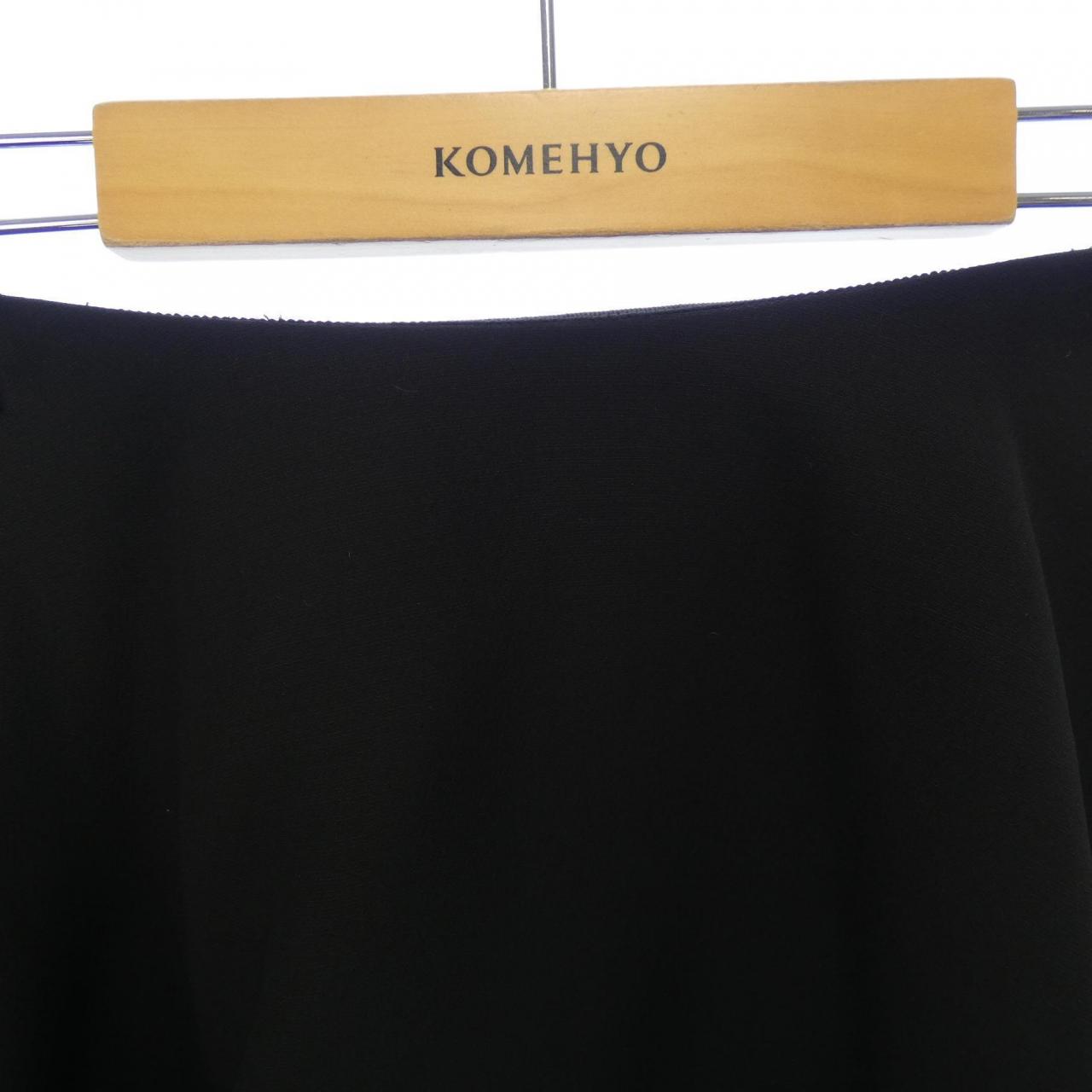 ヴァレンティノ VALENTINO スカート