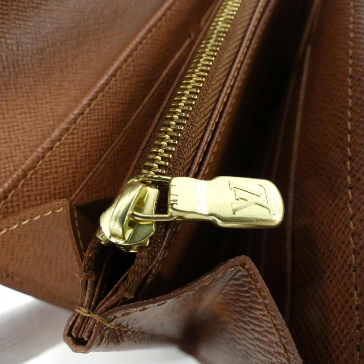 ルイヴィトン モノグラム ポルトフォイユ サラ M60531 財布