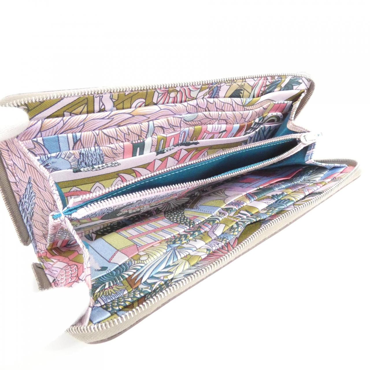 エルメス ANIMAPOLIS シルク イン クラシック 079114CK 財布