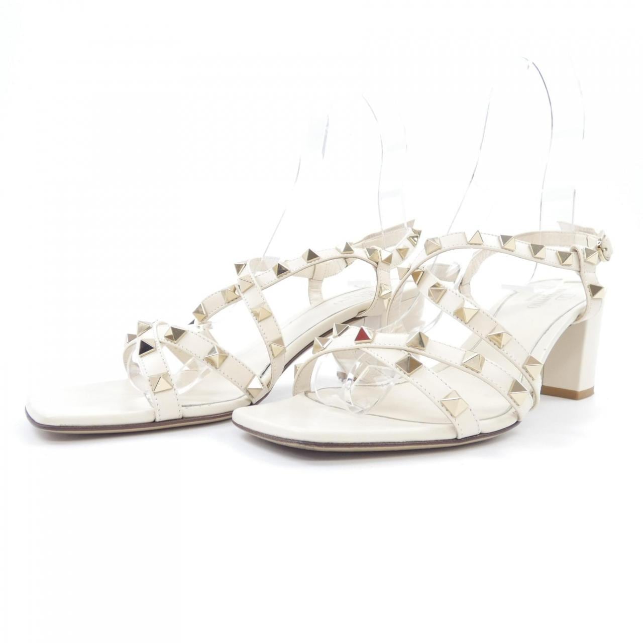 ヴァレンティノガラヴァーニ VALENTINO GARAVANI D4 HR7 2 サンダル