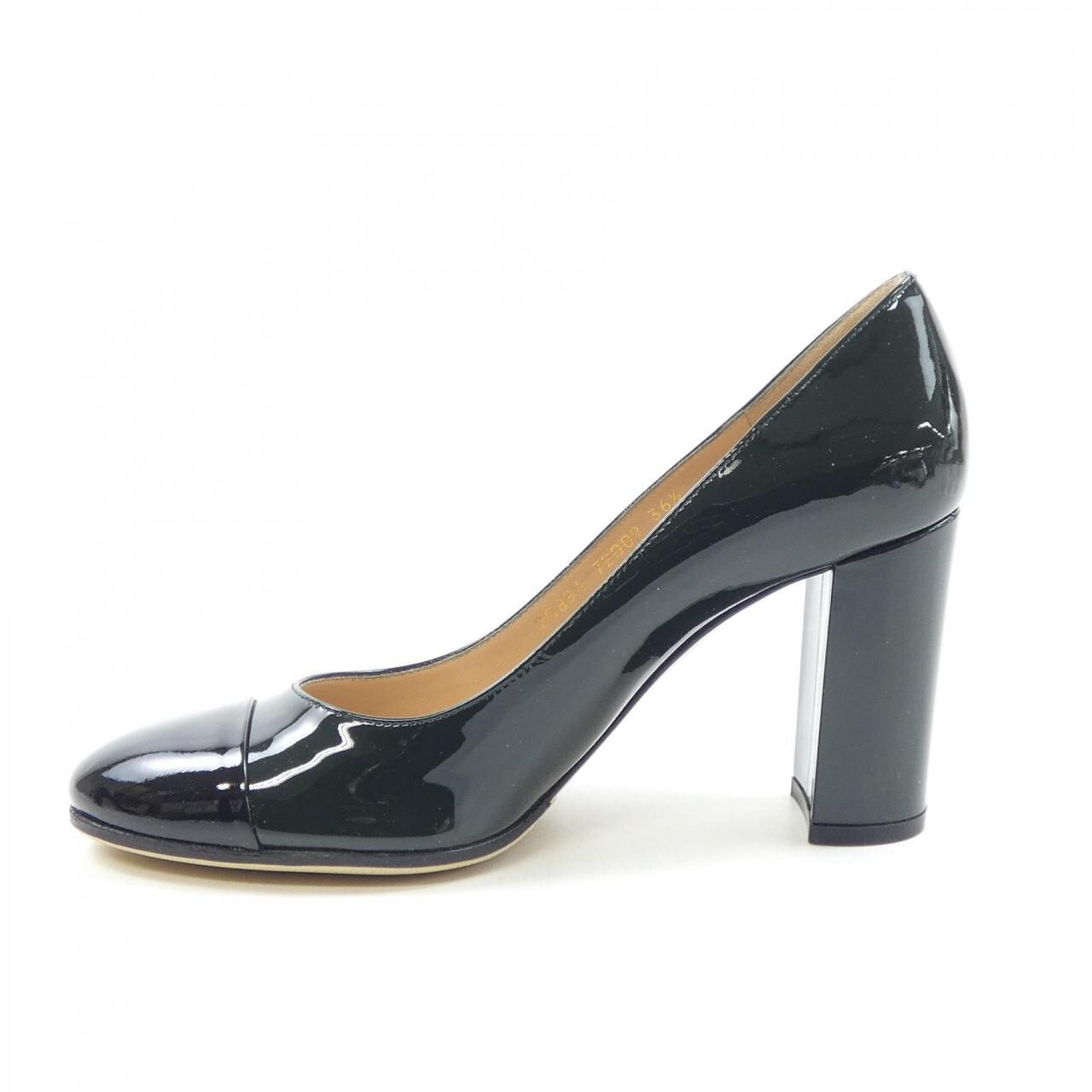 ジャンヴィトロッシ GIANVITO ROSSI パンプス