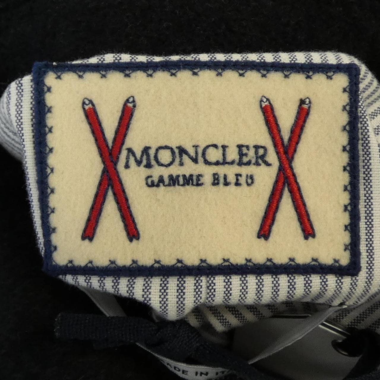 モンクレールガムブルー MONCLER GAMMEBLEU 23913131080 ダウンコート