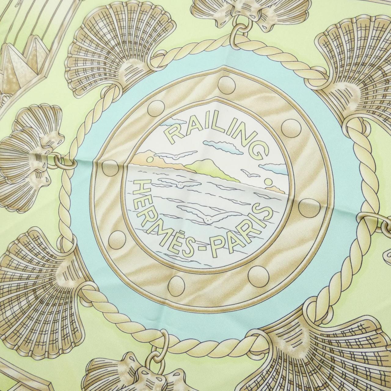 HERMES RAILING 丝巾