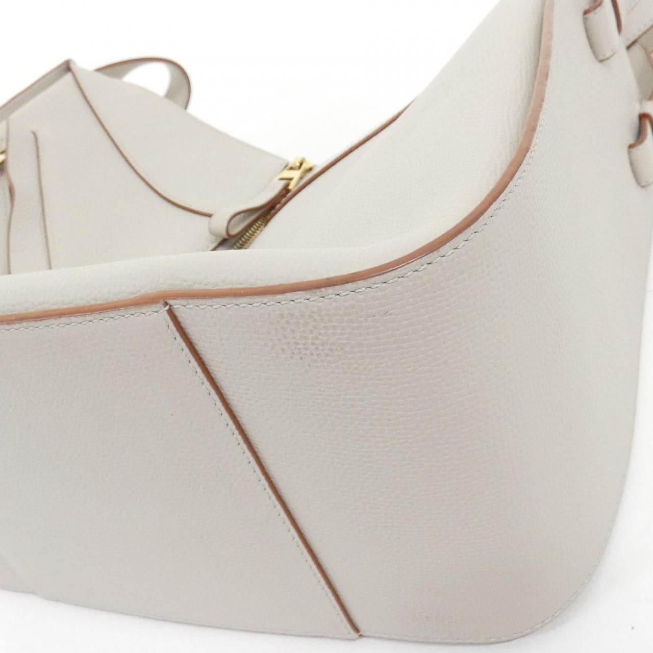 Loewe Hammock A538S35X18 Shoulder Bag