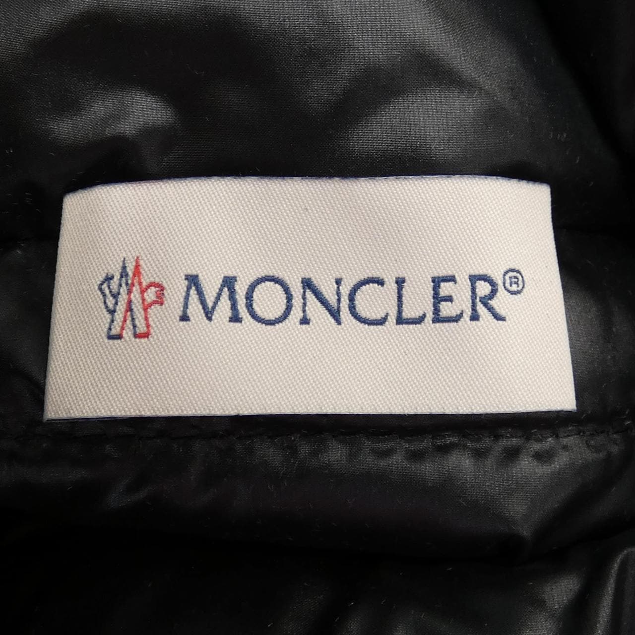 【新品】モンクレール MONCLER ダウンジャケット