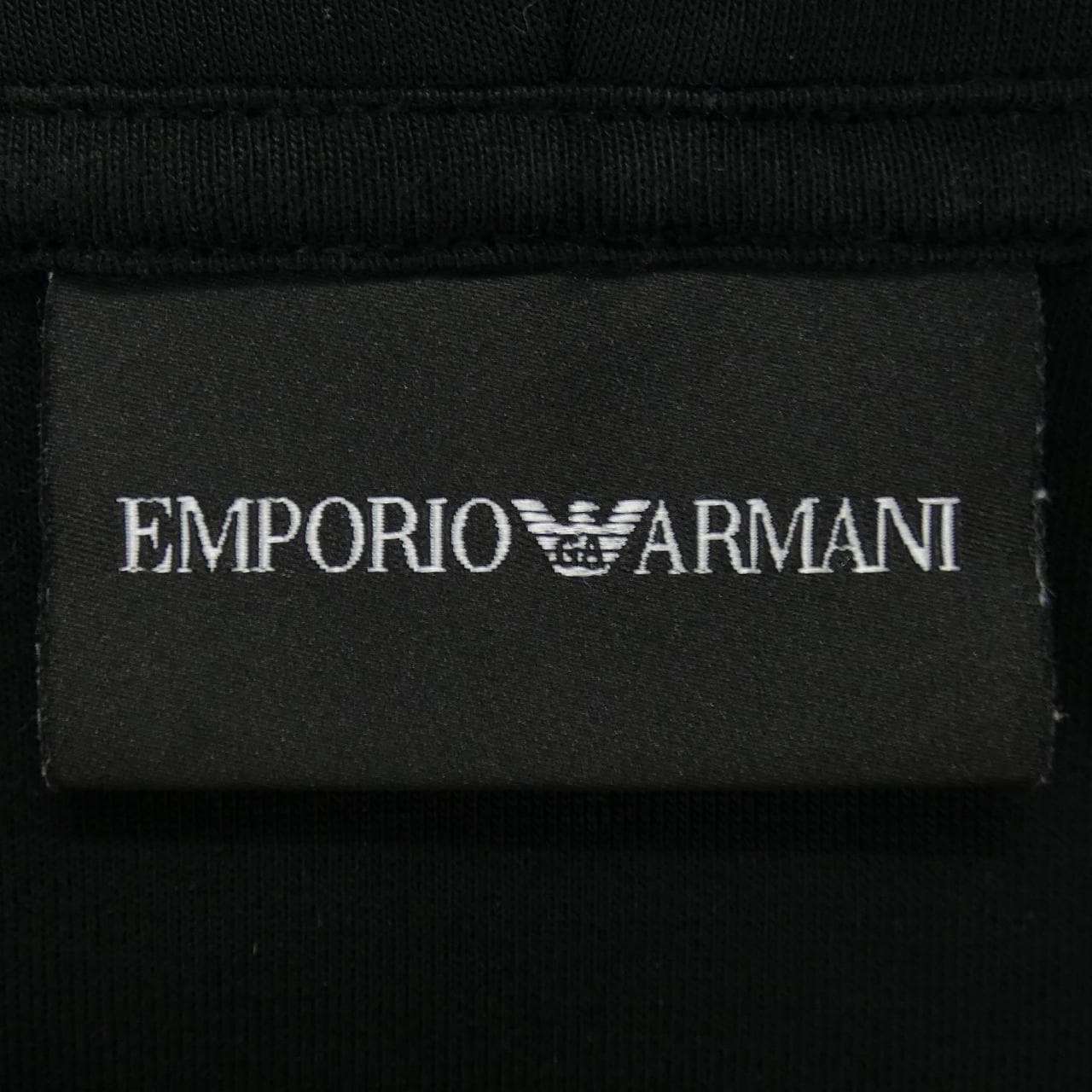 エンポリオアルマーニ EMPORIO ARMANI パーカー