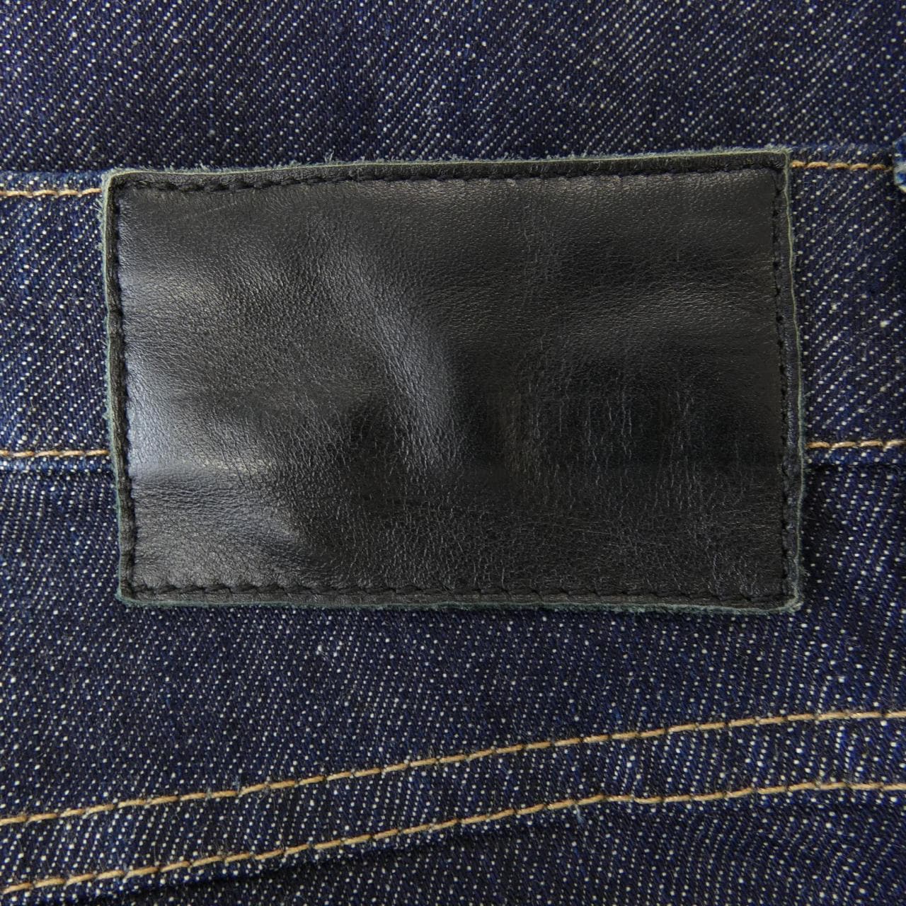 ルイヴィトン LOUIS VUITTON WPPA18CKJ ジーンズ