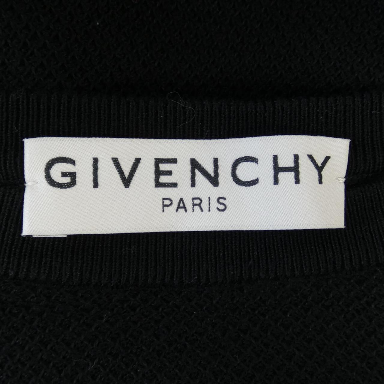 GIVENCHY★★トップス