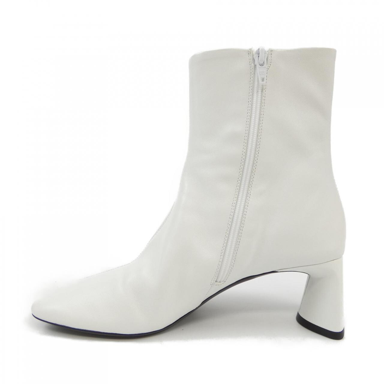 バレンシアガ BALENCIAGA ブーツ