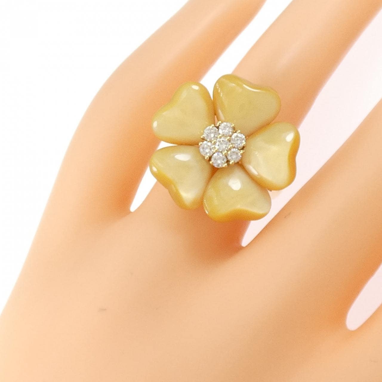 K18YG フラワー マザーオブパール リング