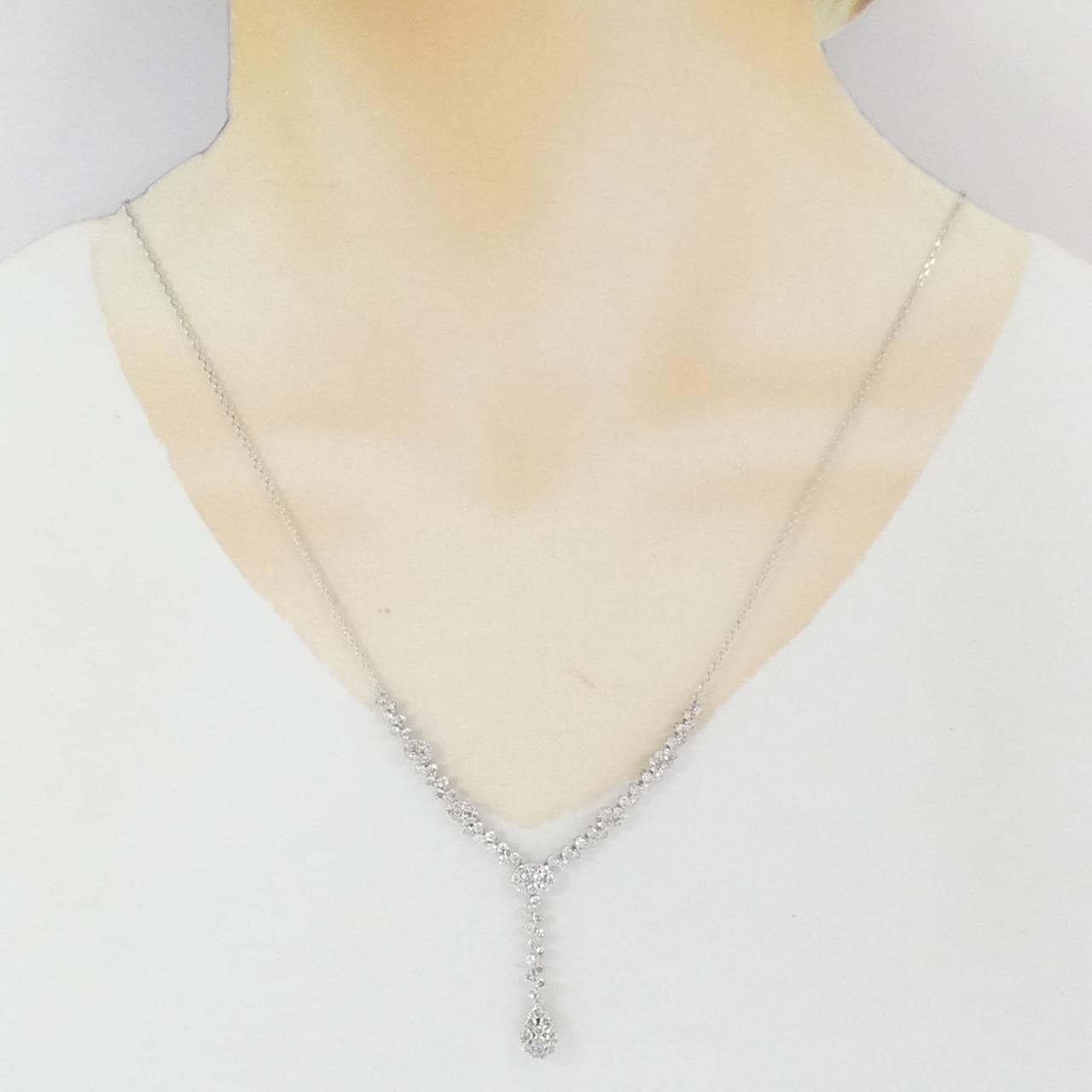 K18WG ダイヤモンド ネックレス 2.79CT