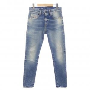 ディーゼル DIESEL ジーンズ
