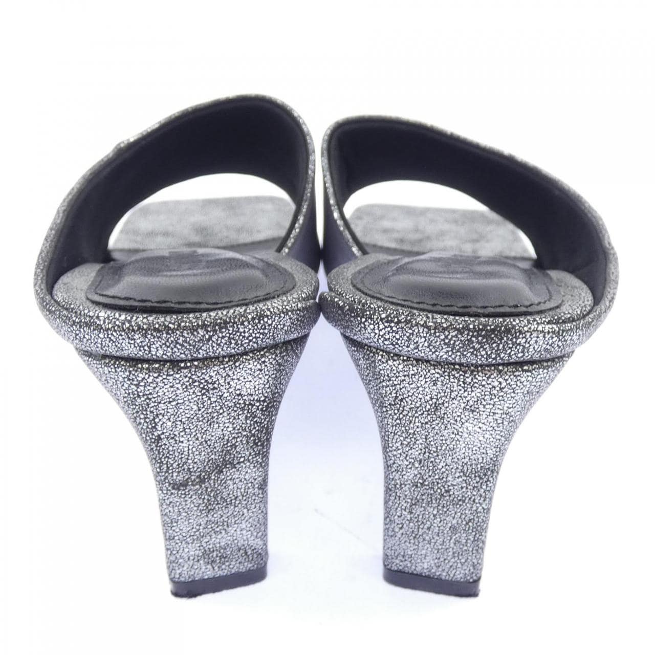 ステュディオス STUDIOUS サンダル