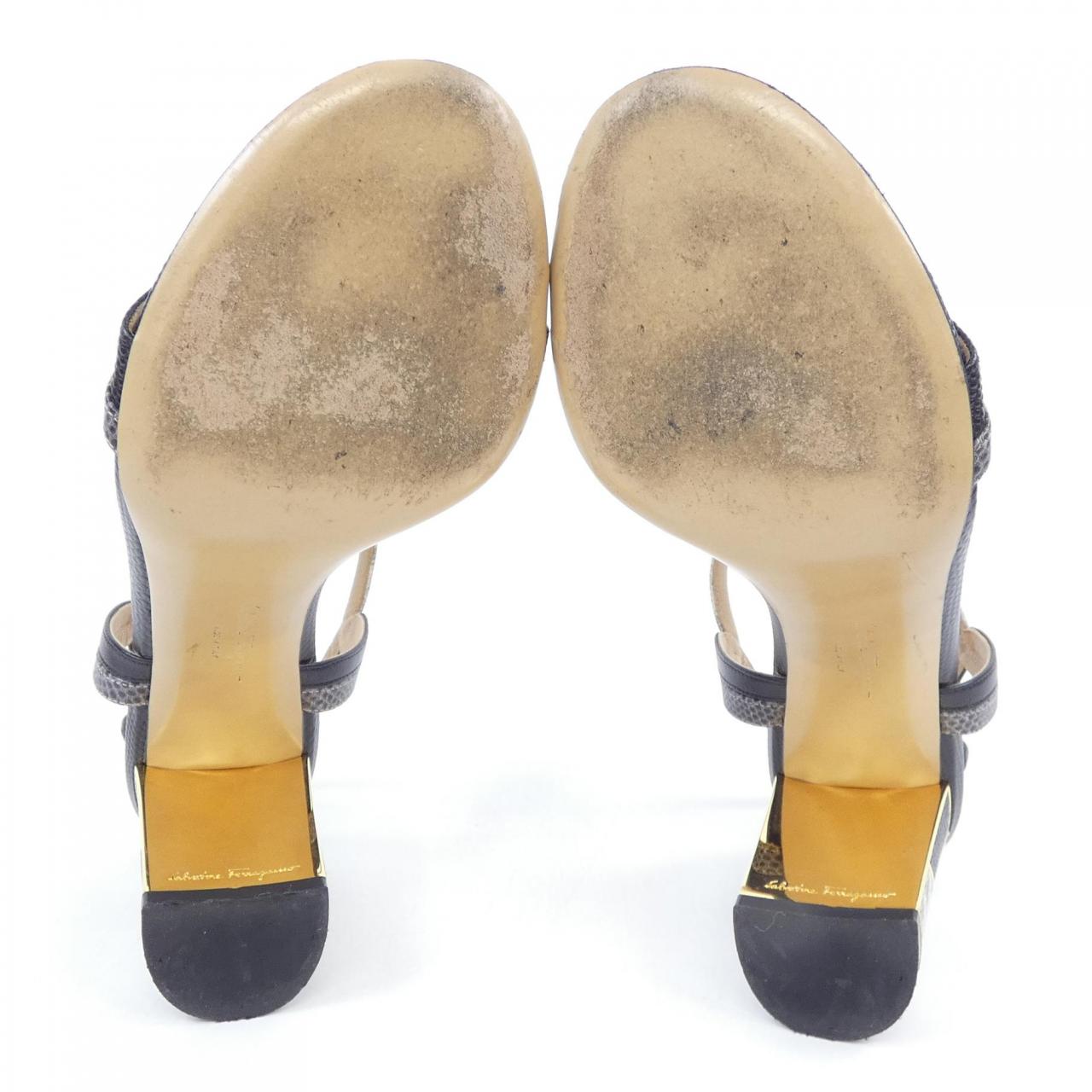 サルヴァトーレフェラガモ SALVATORE FERRAGAMO GREAT サンダル