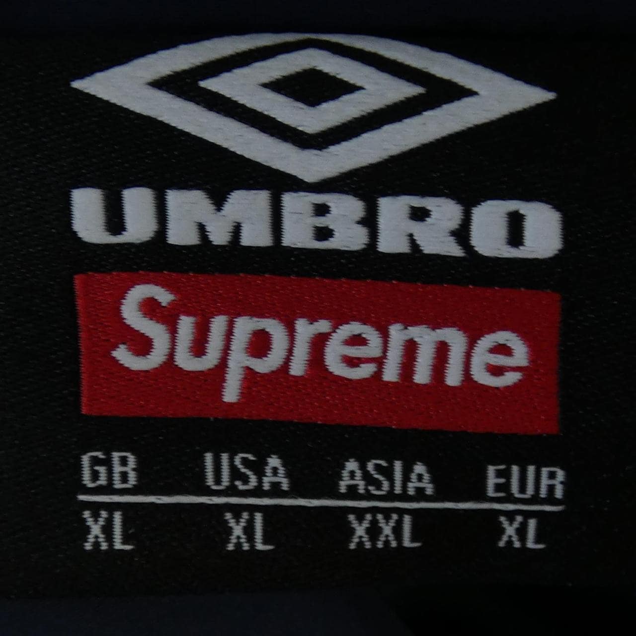 シュプリーム SUPREME UMBRO ブルゾン