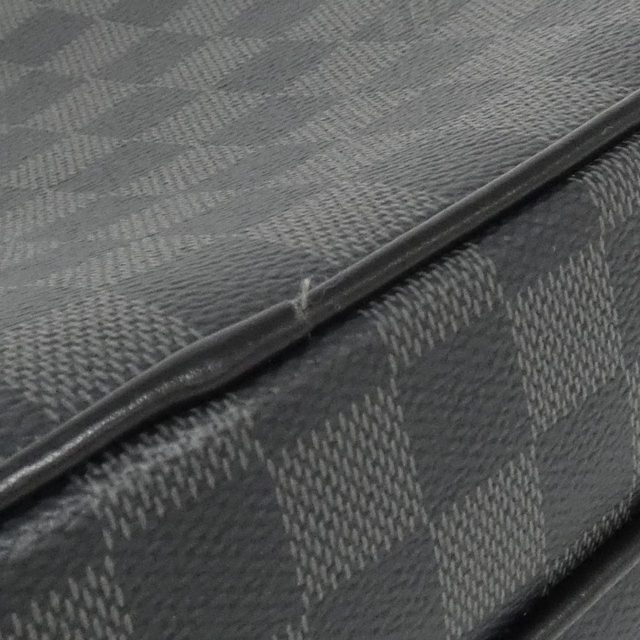 ルイヴィトン ダミエ グラフィット トロカデロ メッセンジャー PM N40087 ショルダーバッグ