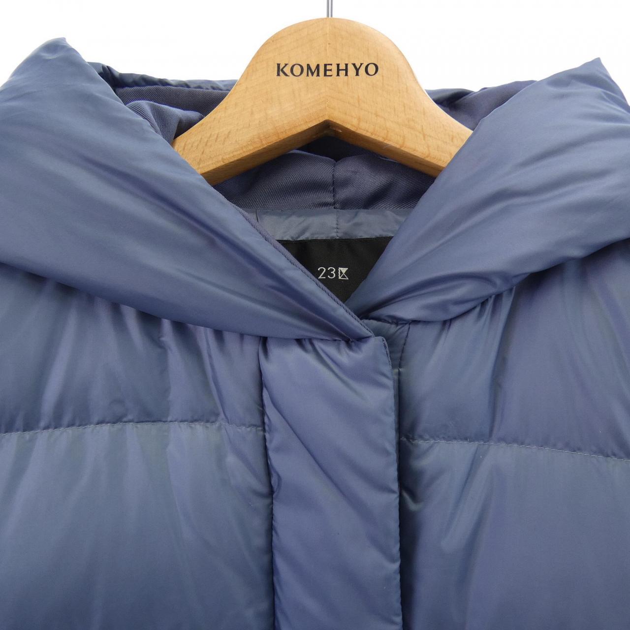 ニジュウサンク 23区 ダウンジャケット