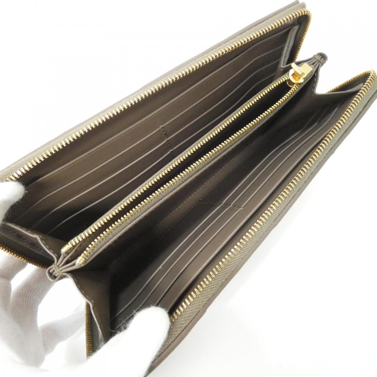 ボッテガヴェネタ 750259 VCQC1 財布